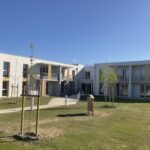 Quoi de mieux, qu'être à la retraite, d'avoir son espace privatif et de pouvoir bénéficier d'un accompagnement quotidien ? Découvrez les jardins de Laloubère